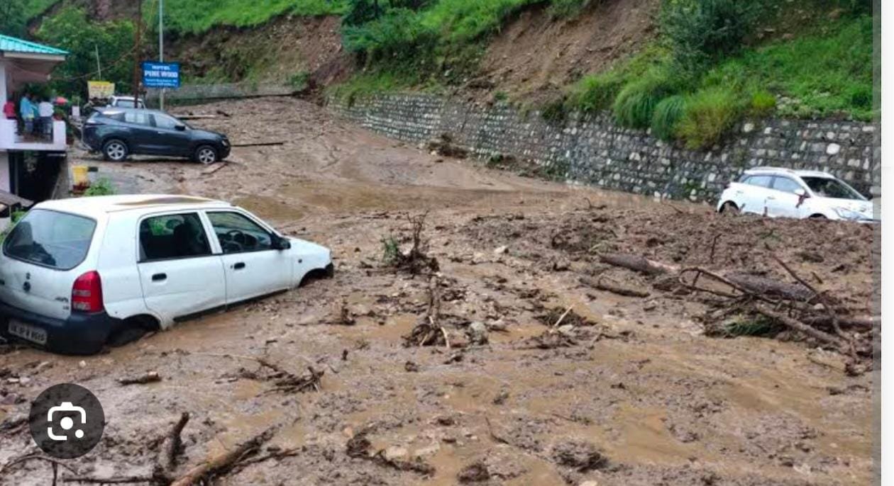 उत्तराखंड में बदला मौसम का मिज़ाज – चमोली और उत्तरकाशी में बादल फटने की घटनाएं |