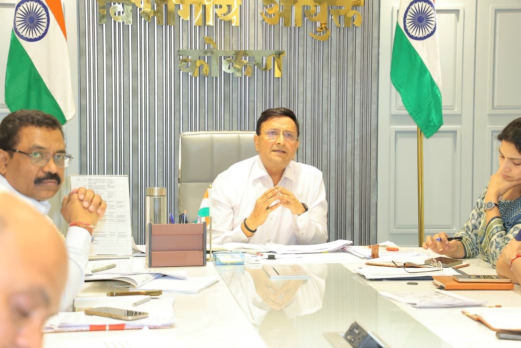 गुरु तेग बहादुर जी की शहादत की 350वीं वर्षगांठ: कोंकण के 51 लाख छात्र-छात्राएँ एक साथ गाएंगे देशभक्ति गीत, विश्व रिकॉर्ड का प्रयास |
