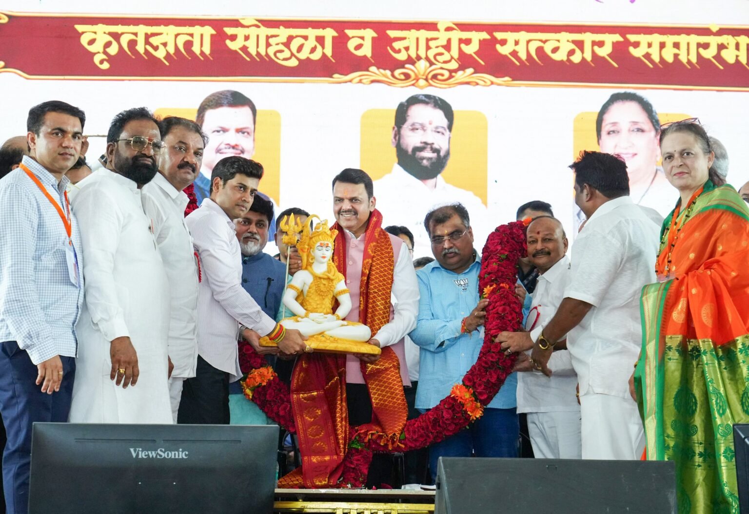 ठाणे के पिंपलेश्वर महादेव मंदिर का विवाद खत्म, मुख्यमंत्री फडणवीस ने भूमि मंदिर ट्रस्ट को सौंपने की घोषणा की |