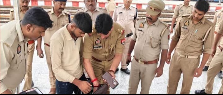 जंघई रेलवे स्टेशन पर बम की खबर से मची अफ़रा-तफ़री; छानबीन में फर्जी निकली कॉल, आरोपी की तलाश में जुटी पुलिस