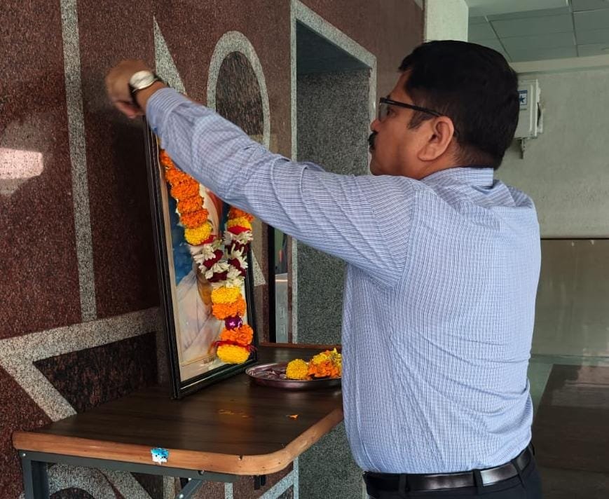 जिला परिषद पालघर में मनाई गई लोकमान्य बाल गंगाधर तिलक की जयंती, स्वतंत्रता संग्राम में योगदान को किया गया याद