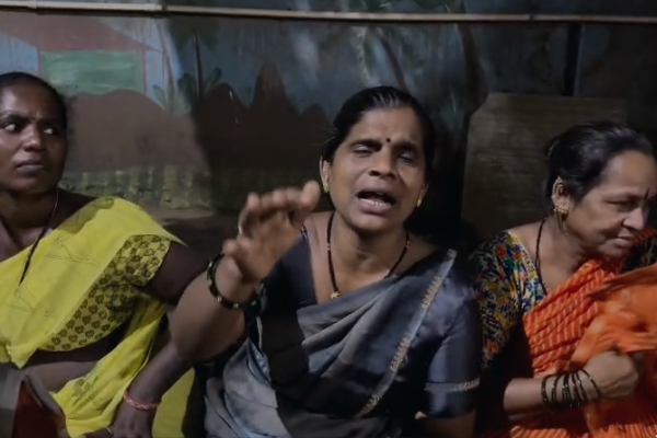 ठाणे के कोपरी में पुराने कपड़ों का कारोबार करने वाली महिलाओं ने युवक की पिटाई |