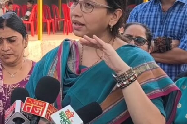 स्त्री भ्रूण हत्या व अवैध गर्भपात पर महाराष्ट्र सरकार सख्त, राज्यस्तरीय कृती दल का गठन; डॉ. नीलम गोऱ्हे अध्यक्ष और वसई विधायक स्नेहा दुबे पंडित बनीं सदस्य |