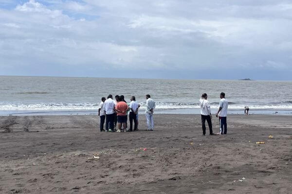 सुरुची बीच पर 15 वर्षीय अंकित गुप्ता की तलाश जारी, 72 घंटे बाद भी नहीं मिला सुराग |