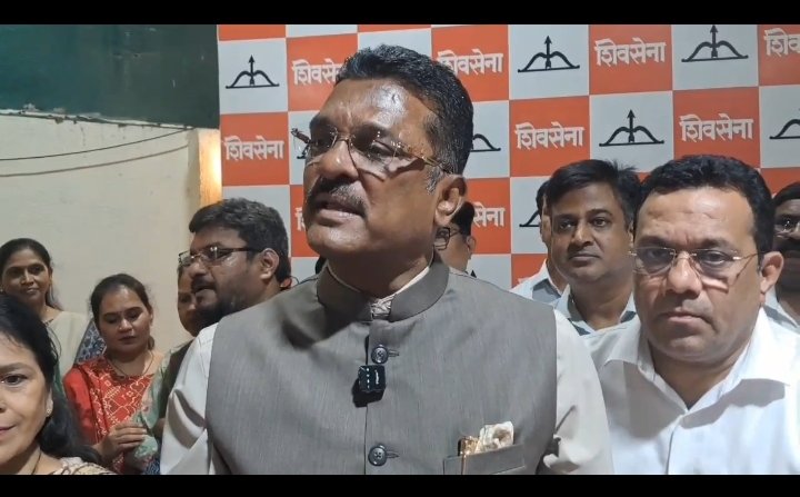 नवरात्रि में किसानों की मदद की अपील, मंत्री प्रताप सरनाईक ने मंडलों से सामाजिक पहल का आग्रह किया |